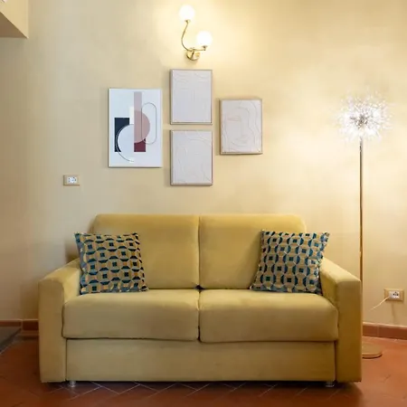 Ponte Vecchio Charming Flat- Restyling June 2026
