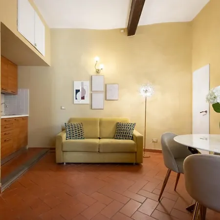 Ponte Vecchio Charming Flat- Restyling June 2026 Lejlighed *