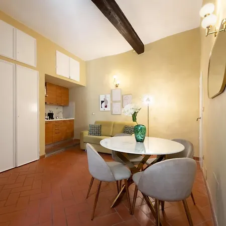アパート Ponte Vecchio Charming Flat- Restyling June 2026 *