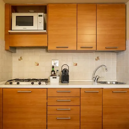 Ponte Vecchio Charming Flat- Restyling June 2026 フィレンツェ