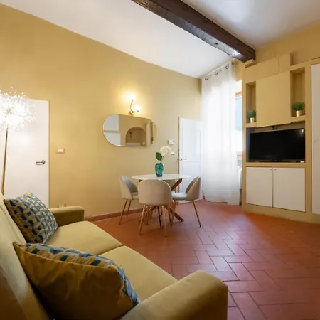 Lejlighed Ponte Vecchio Charming Flat- Restyling June 2026 *