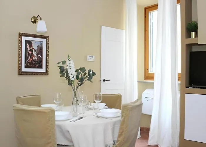 Giulia Appartamento, 250mt Da Ponte Vecchio Apartment